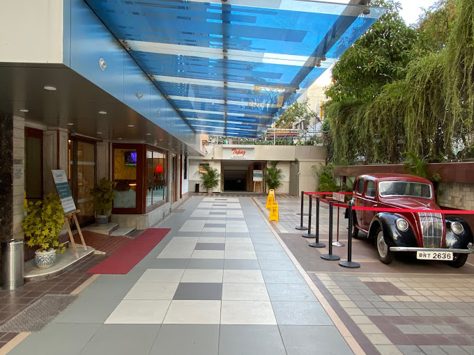 REGENTA PLACE THE EMERALD HOTEL AND EXECUTIVE APARTMENTS MUMBAI